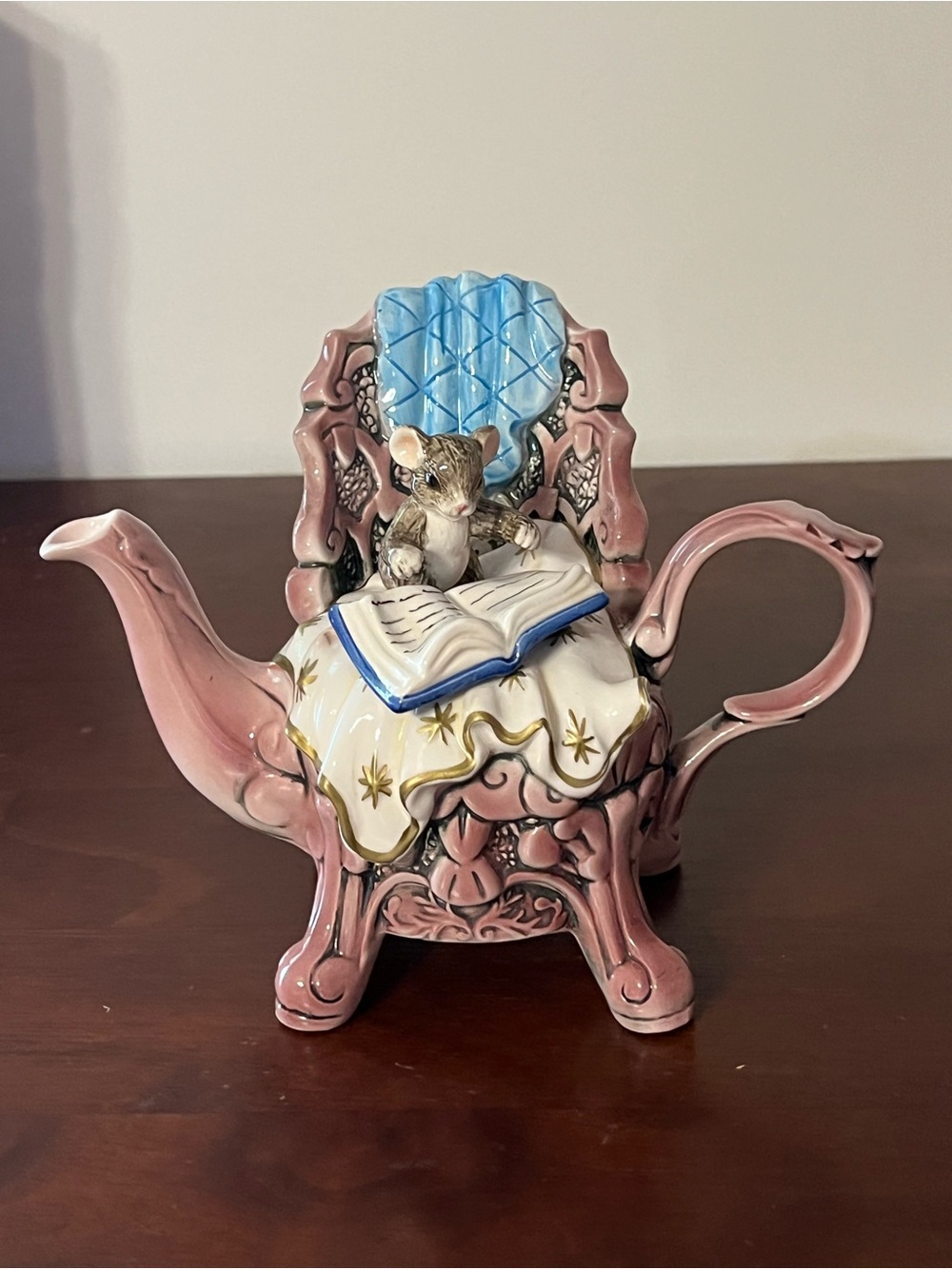 Vintage San Francisco Music Box Co Mouse Reading Book Teapot Bed Music Box